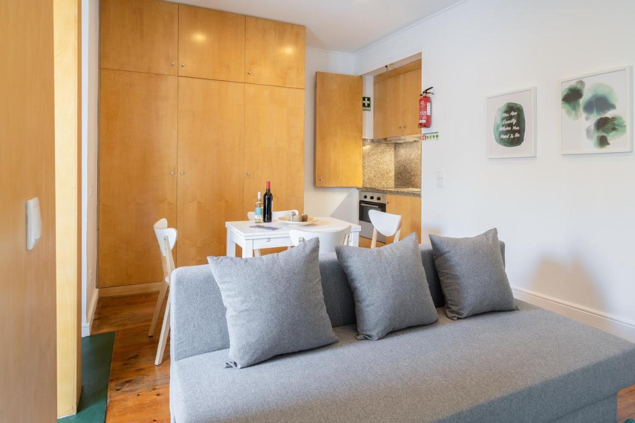 Host Wise - Modern Studios With Terrace - Walk Everywhere Porto Bagian luar foto