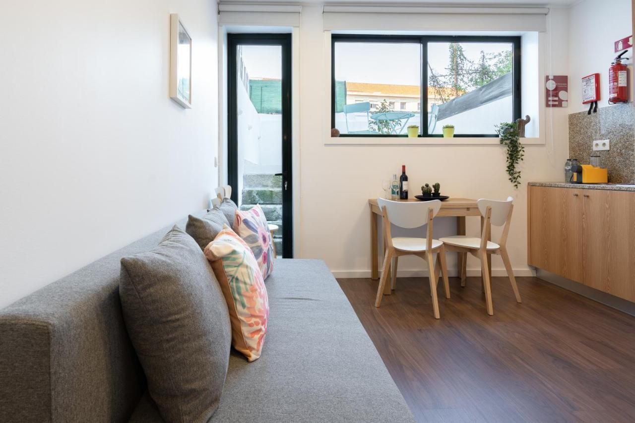 Host Wise - Modern Studios With Terrace - Walk Everywhere Porto Bagian luar foto