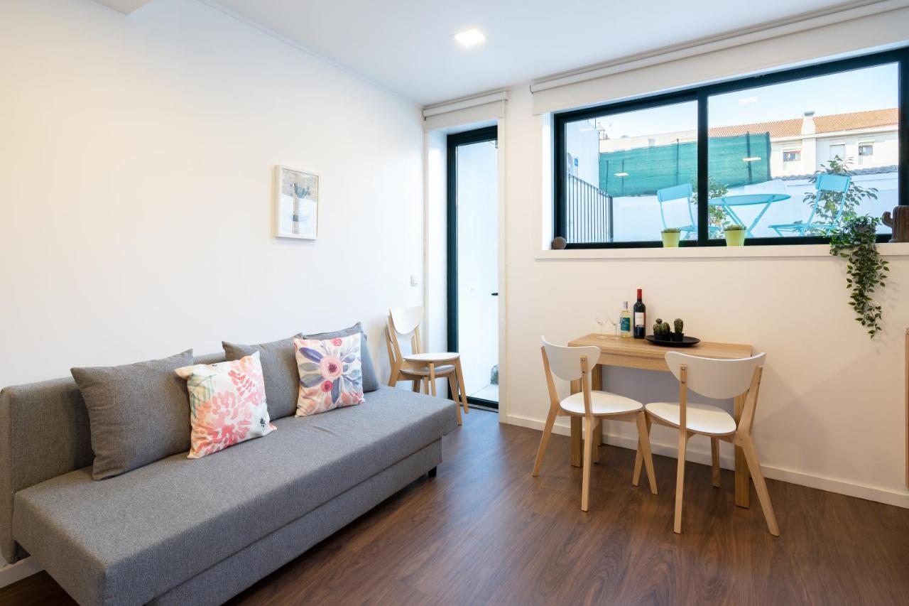 Host Wise - Modern Studios With Terrace - Walk Everywhere Porto Bagian luar foto