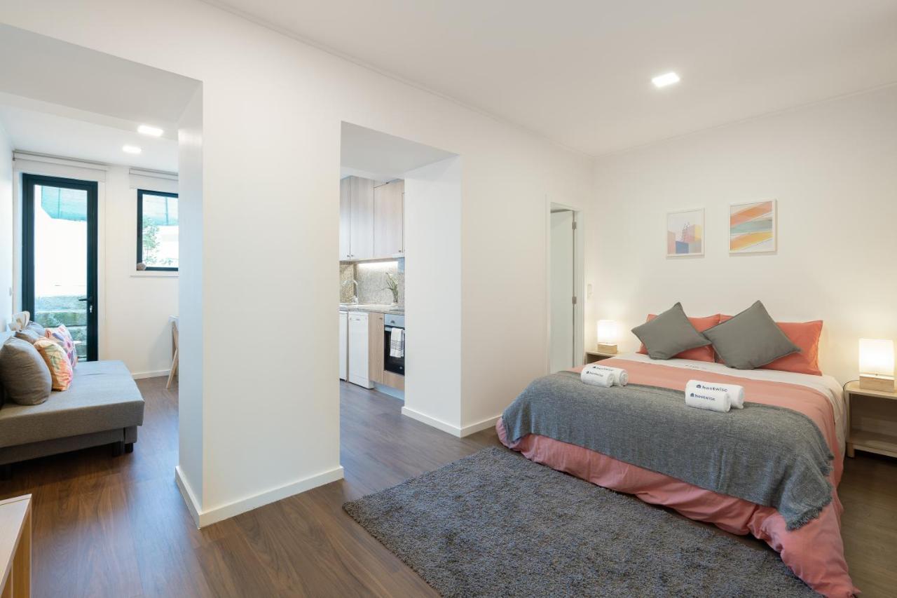 Host Wise - Modern Studios With Terrace - Walk Everywhere Porto Bagian luar foto