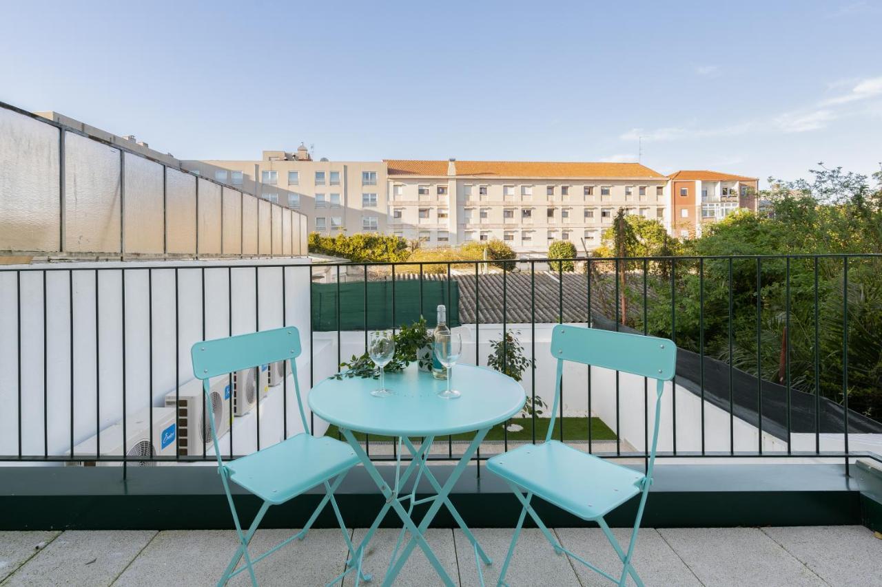 Host Wise - Modern Studios With Terrace - Walk Everywhere Porto Bagian luar foto