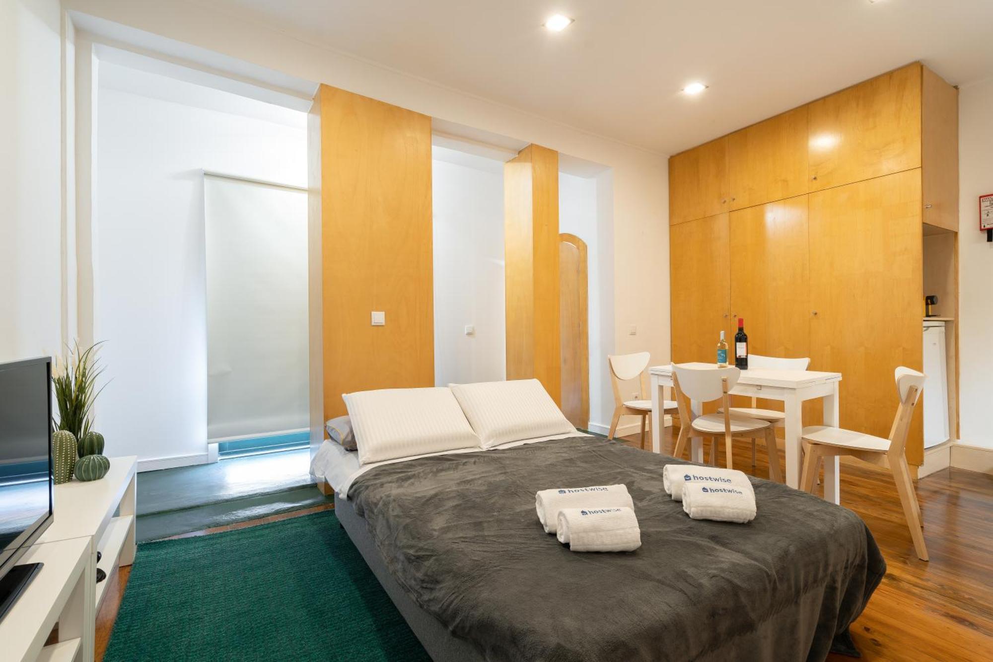 Host Wise - Modern Studios With Terrace - Walk Everywhere Porto Ruang foto