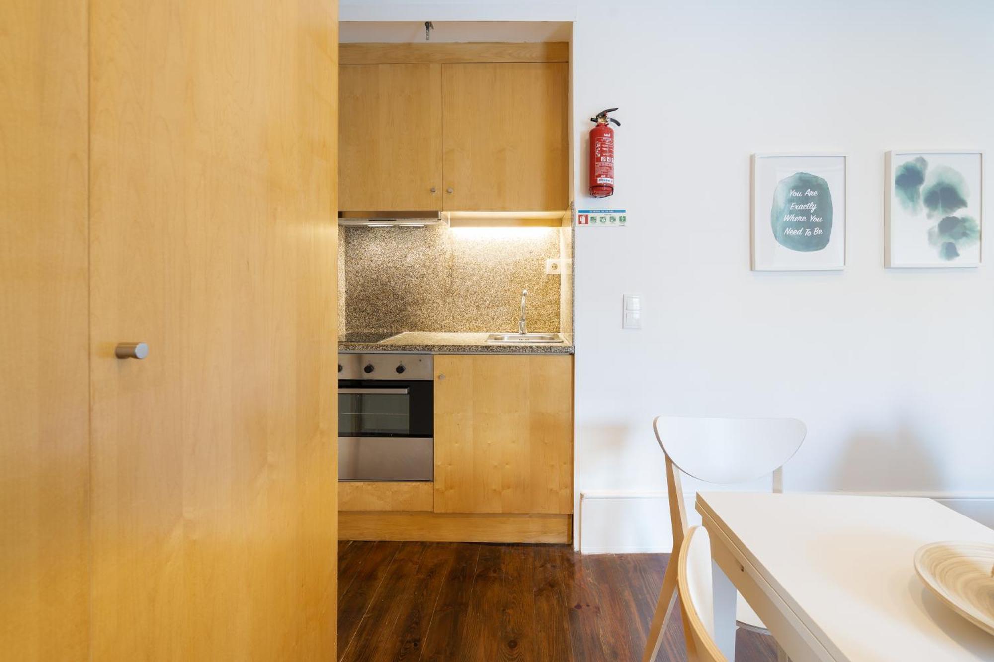Host Wise - Modern Studios With Terrace - Walk Everywhere Porto Ruang foto