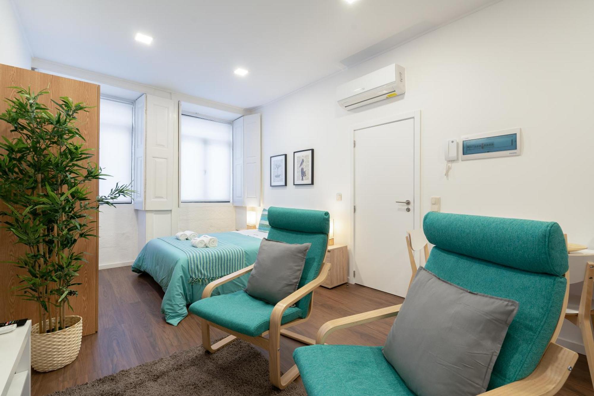 Host Wise - Modern Studios With Terrace - Walk Everywhere Porto Ruang foto
